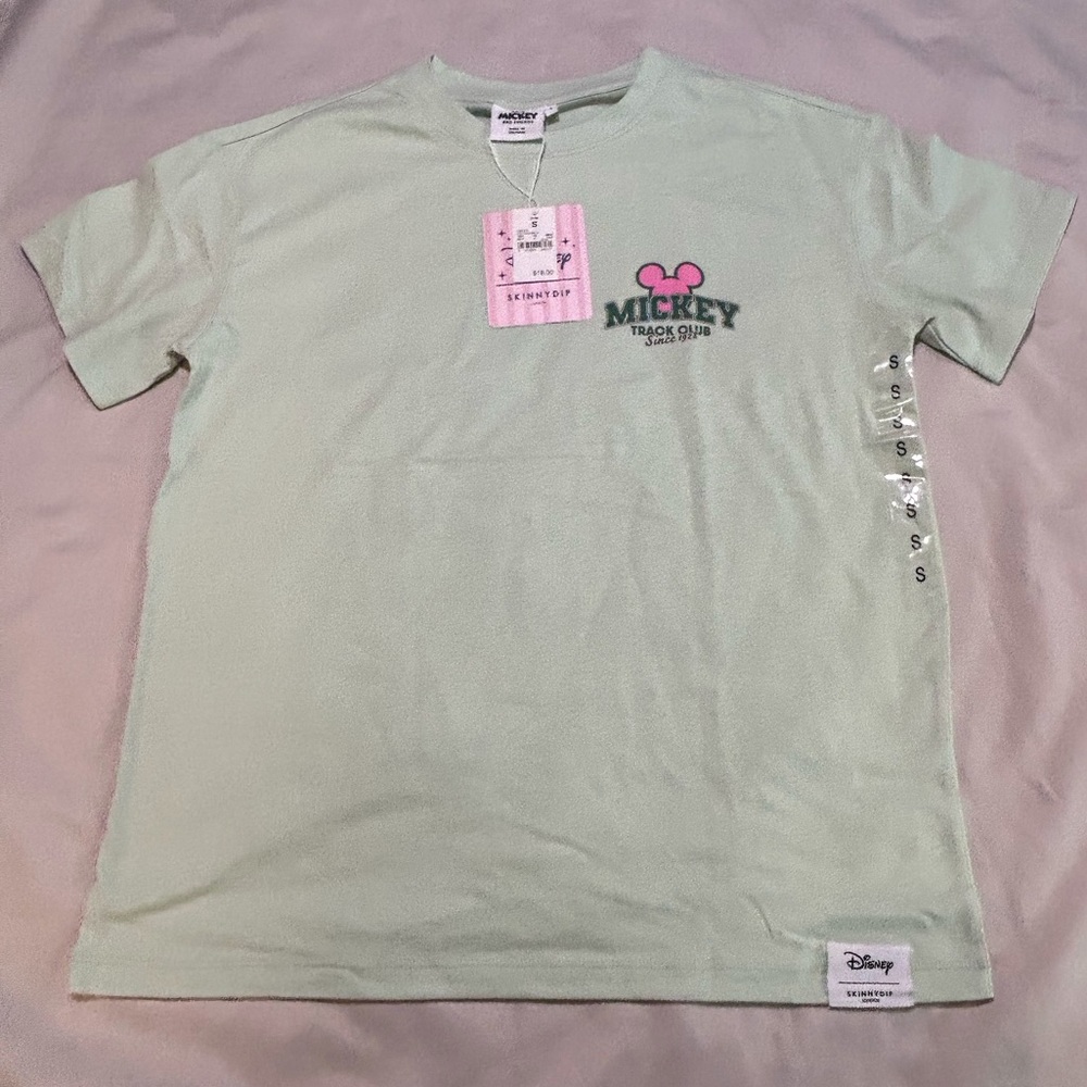 NWT Women’s Mint Green Disney Mickey Mouse Graphic T-Shirt Size Small